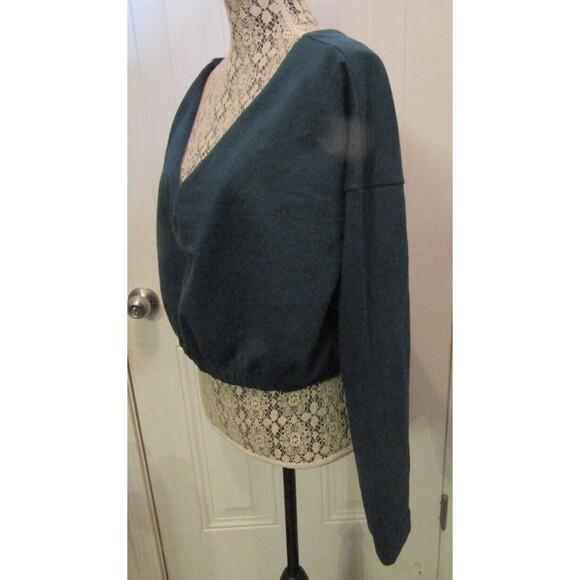 Boohoo Sweatshirt Teal V Neck Oversized Fleece Crop Top Sweater NWT Size 18 - Picture 3 of 6